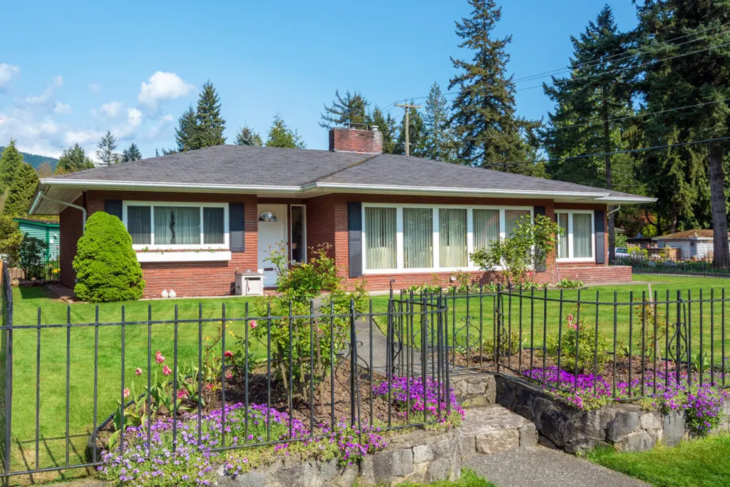 Brick House Built in the 1960s with lead pipes that need removal